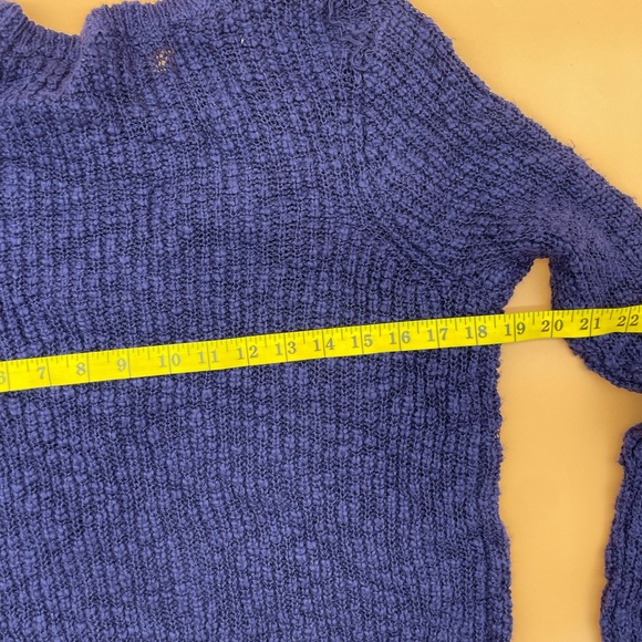 CENY Blue Crew Neck Pullover Knit Sweater - Picture 8 of 9